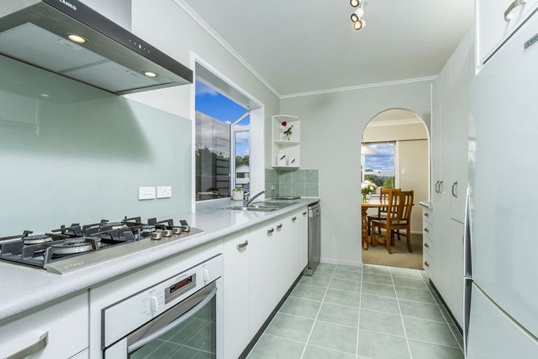 Photo of property in 215 Manuka Road, Bayview, Auckland, 0629