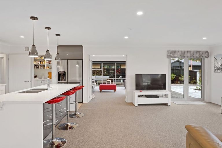 Photo of property in 3 Atap Place, Northwood, Christchurch, 8051