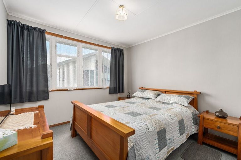 Photo of property in 23 Seddon Street, Takaro, Palmerston North, 4412
