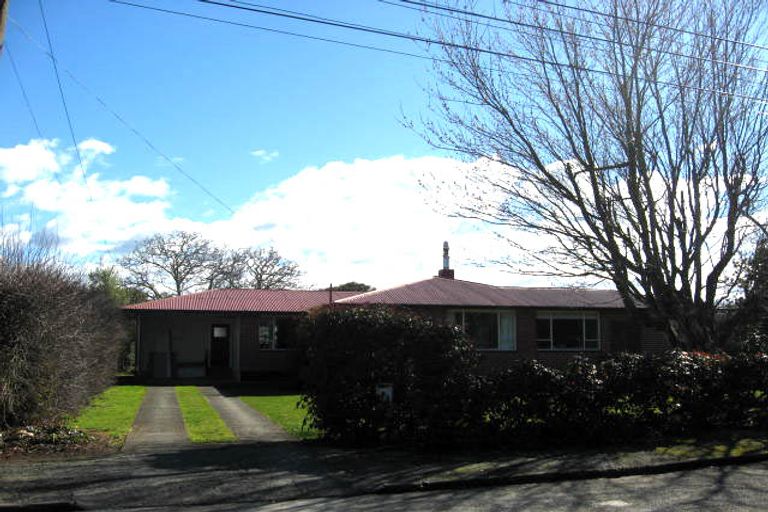 Photo of property in 23 Armstrong Avenue, Carterton, 5713