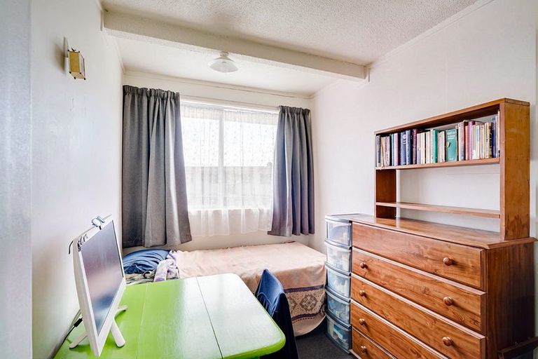 Photo of property in 9/3 Tralee Place, Hillcrest, Hamilton, 3216