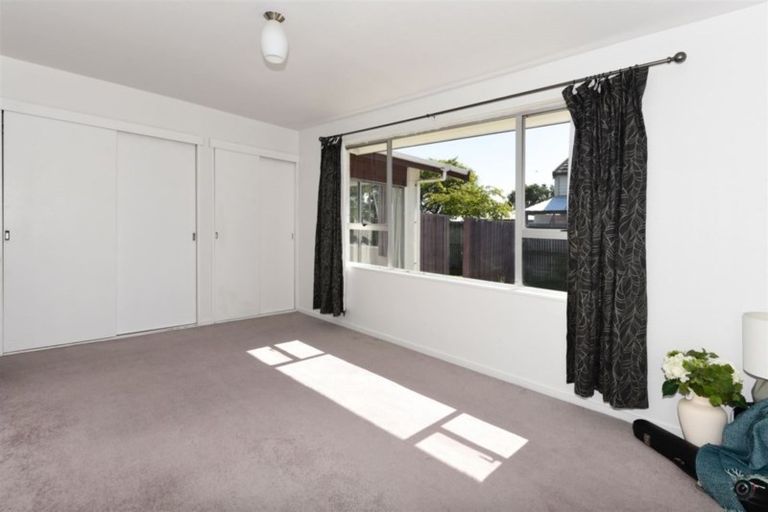 Photo of property in 2/41 Plunket Street, Spreydon, Christchurch, 8024