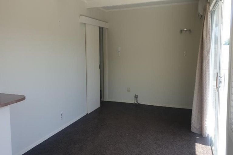 Photo of property in 335 Oceanbeach Road, Mount Maunganui, 3116