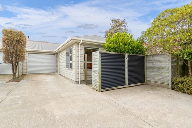 Photo of property in 39b Mexted Crescent, Ranui, Porirua, 5024