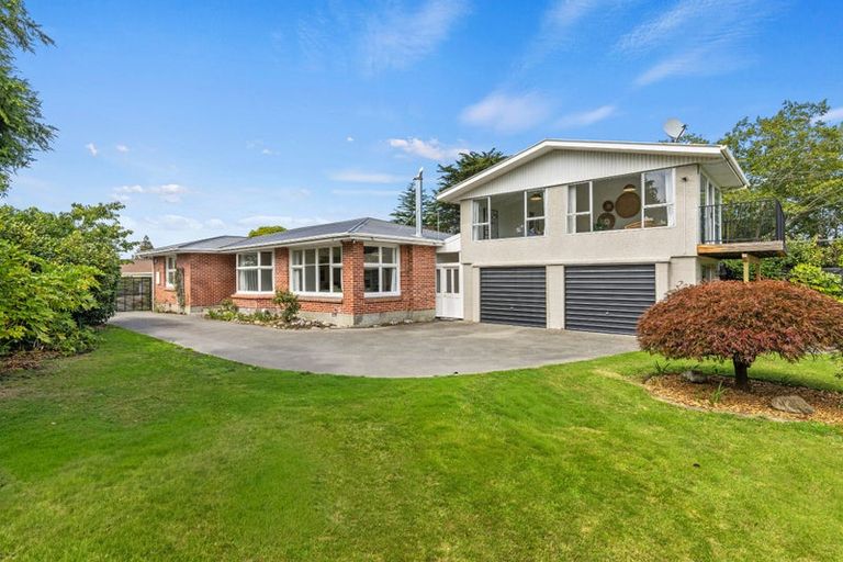 Photo of property in 30 Hadlow Place, Burnside, Christchurch, 8041