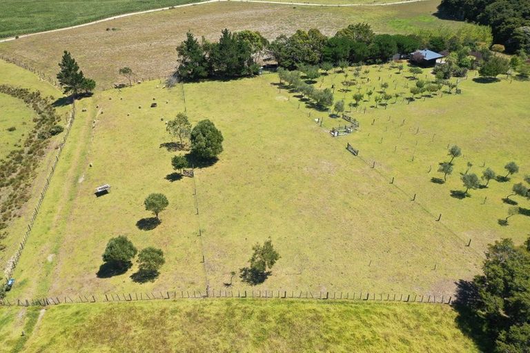 Photo of property in 287 Mclean Road, Waipu, 0582