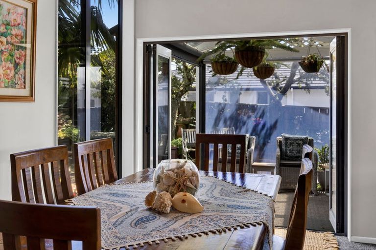 Photo of property in 9 Elizabeth Grove, Stratford, 4332