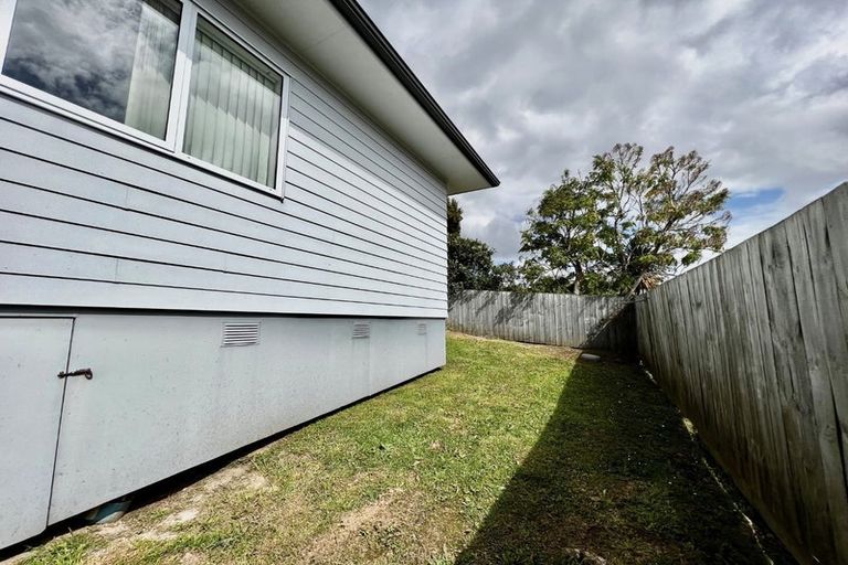 Photo of property in 50 Sycamore Drive, Sunnynook, Auckland, 0620