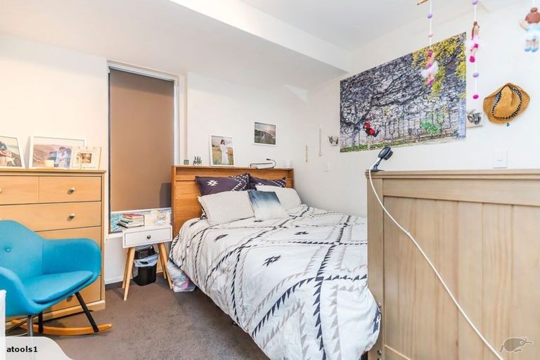 Photo of property in 75c Maida Vale Road, Roseneath, Wellington, 6011