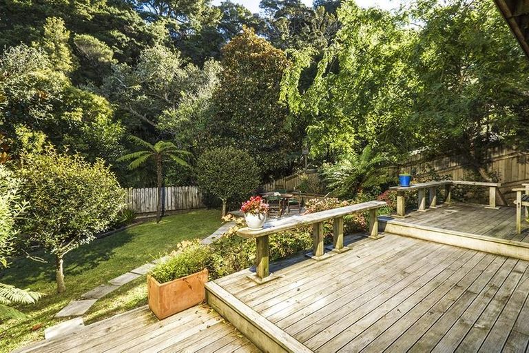 Photo of property in 19/19 Bush View Lane, Northcote Point, Auckland, 0627