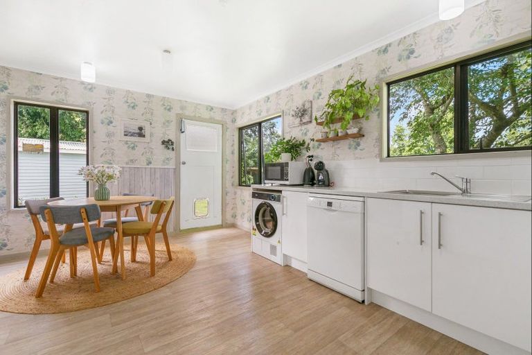 Photo of property in 52 Jacksons Road, Koputaroa, Levin, 5575