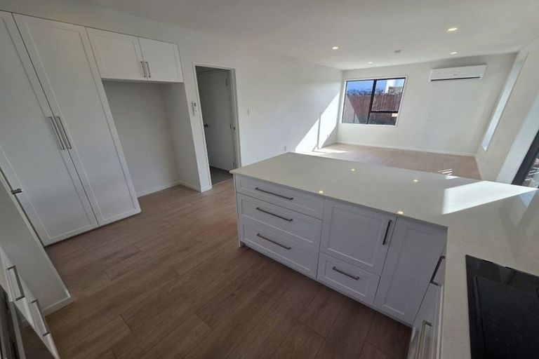 Photo of property in 1/17 Garreg Road, Fendalton, Christchurch, 8052