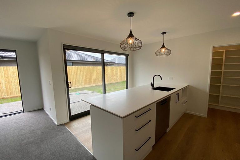 Photo of property in 5 Bill Hammond Drive, Belfast, Christchurch, 8051