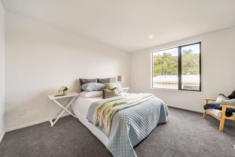 Photo of property in 9/71 Raukawa Street, Stokes Valley, Lower Hutt, 5019