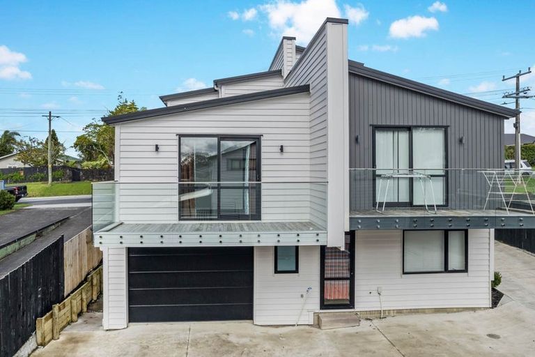 Photo of property in 49a Golf Road, New Lynn, Auckland, 0600