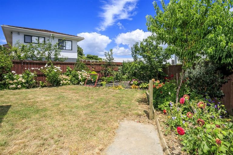 Photo of property in 9h View Road, Glenfield, Auckland, 0627