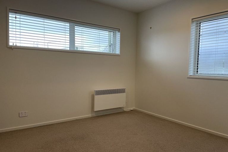 Photo of property in 1/160 Hills Road, Edgeware, Christchurch, 8013