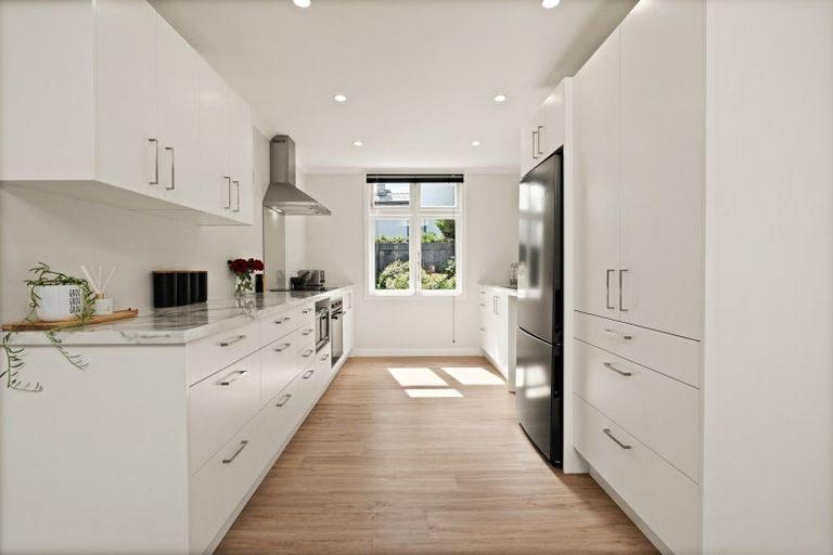 Photo of property in 1 Benfell Street, Green Island, Dunedin, 9018