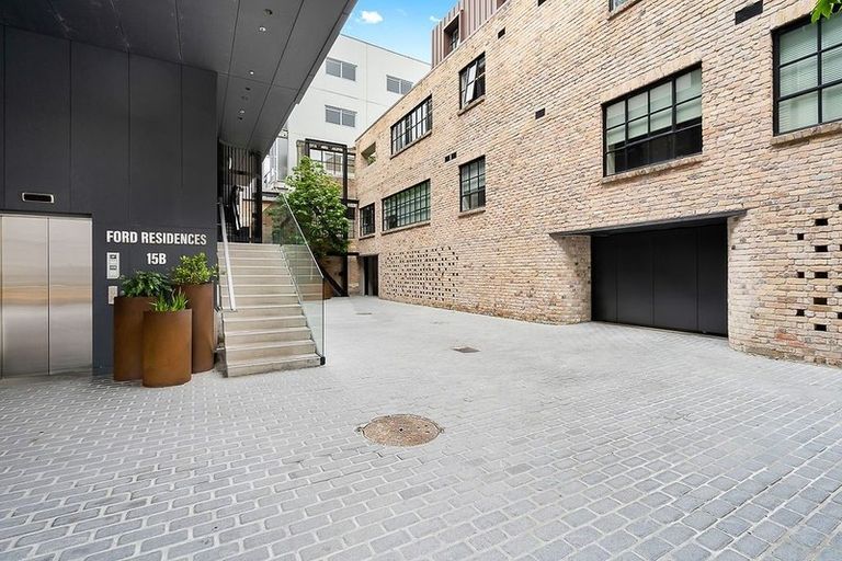 Photo of property in Ford Lofts, 8/15a Augustus Terrace, Parnell, Auckland, 1052