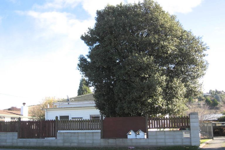 Photo of property in 20 Church Road, Taradale, Napier, 4112