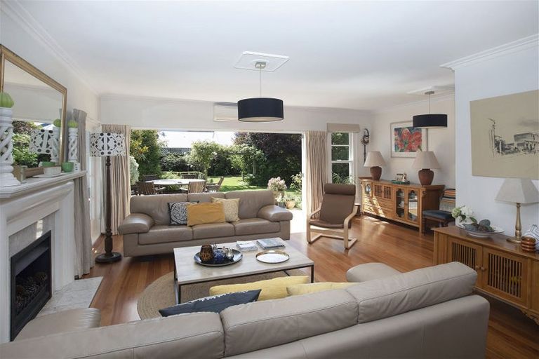 Photo of property in 433a Papanui Road, Strowan, Christchurch, 8052