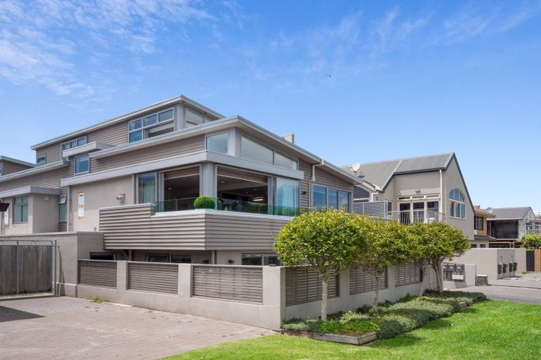 Photo of property in 2/23 Rita Street, Mount Maunganui, 3116