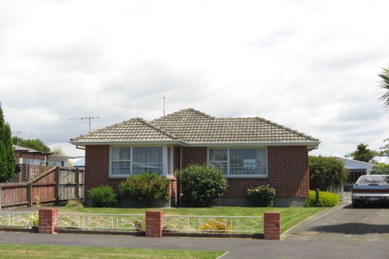 Photo of property in 6 Gow Place, Woolston, Christchurch, 8062