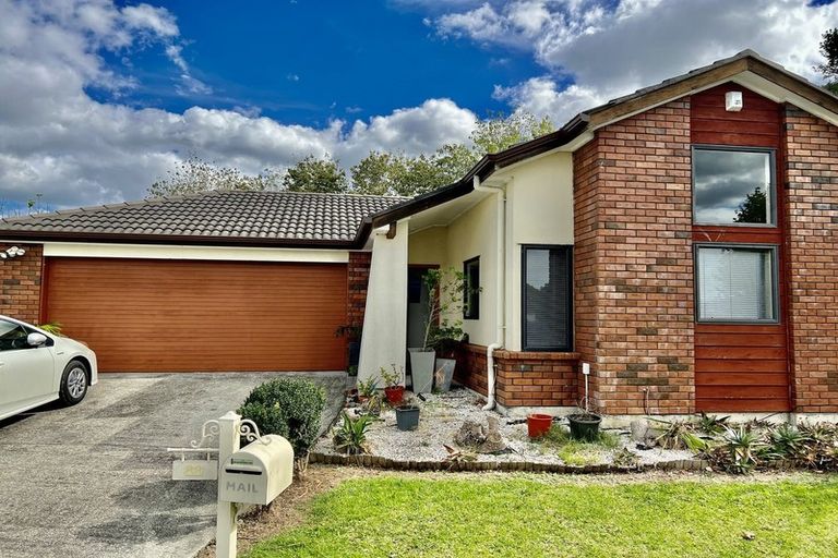 Photo of property in 88 Riverton Drive, Randwick Park, Auckland, 2105