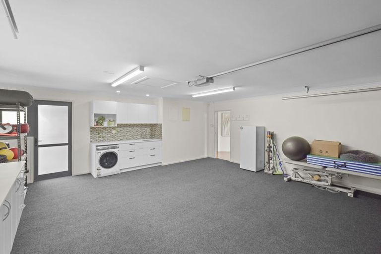 Photo of property in 28 Hawaiian Parade, Arkles Bay, Whangaparaoa, 0932