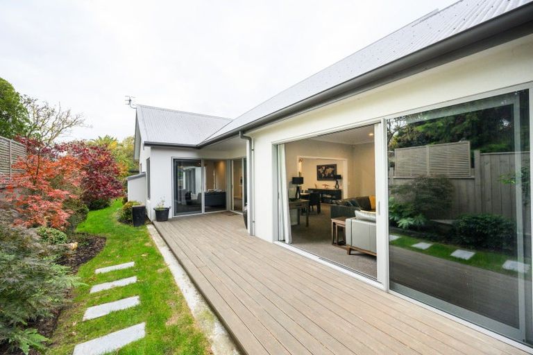 Photo of property in 5 Heritage Place, Terrace End, Palmerston North, 4410