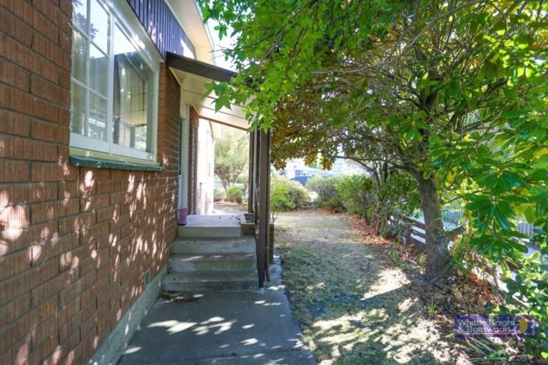 Photo of property in 2/19 Hilldale Place, Hillsborough, Christchurch, 8022