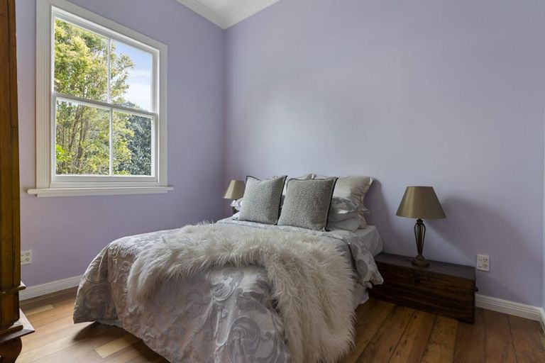 Photo of property in 25 Huka Road, Birkenhead, Auckland, 0626