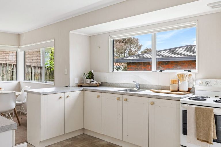 Photo of property in 130d Lakeside Drive, Orewa, 0931