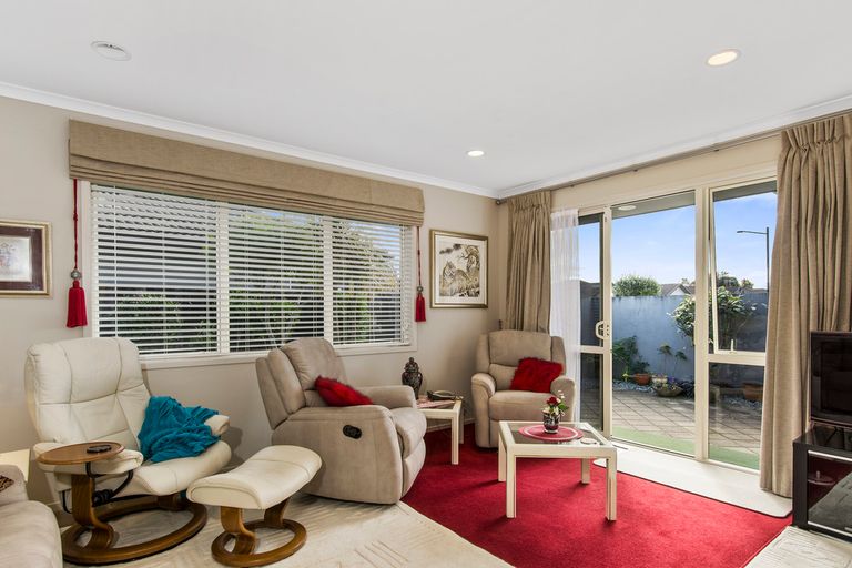 Photo of property in 12 Montrose Place, Pyes Pa, Tauranga, 3112