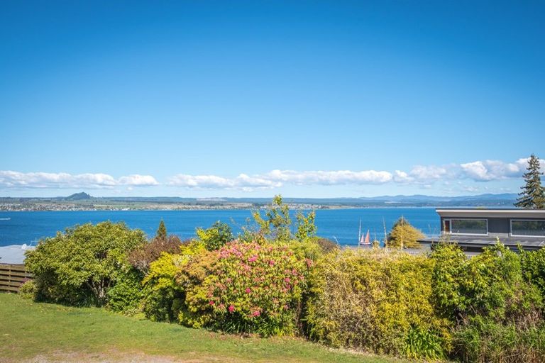 Photo of property in 2/773 Acacia Bay Road, Acacia Bay, Taupo, 3330