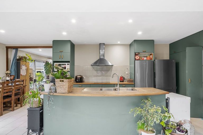 Photo of property in 7 Wayside Avenue, Burnside, Christchurch, 8053