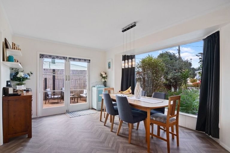 Photo of property in 22 Reeves Street, Stoke, Nelson, 7011