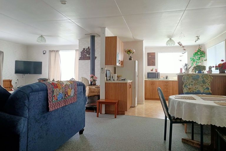 Photo of property in 94 Queen Street, Wairoa, 4108