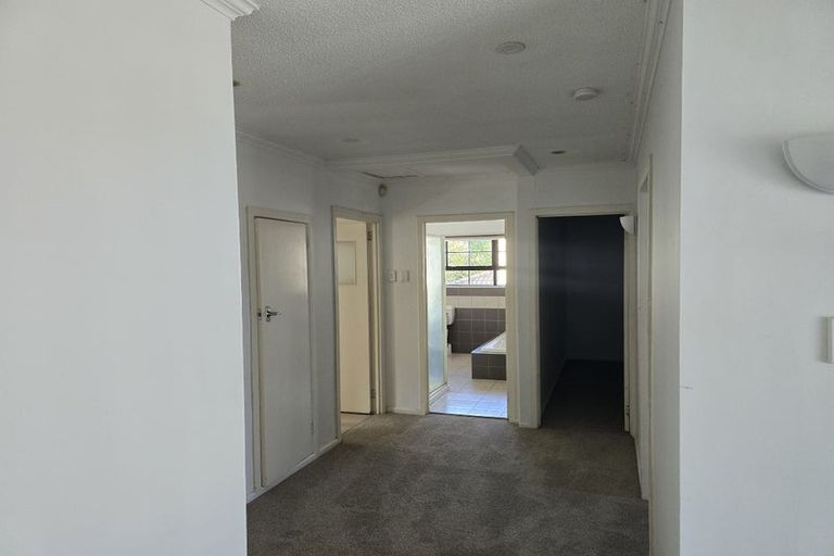 Photo of property in 49a Halver Road, Hillpark, Auckland, 2102