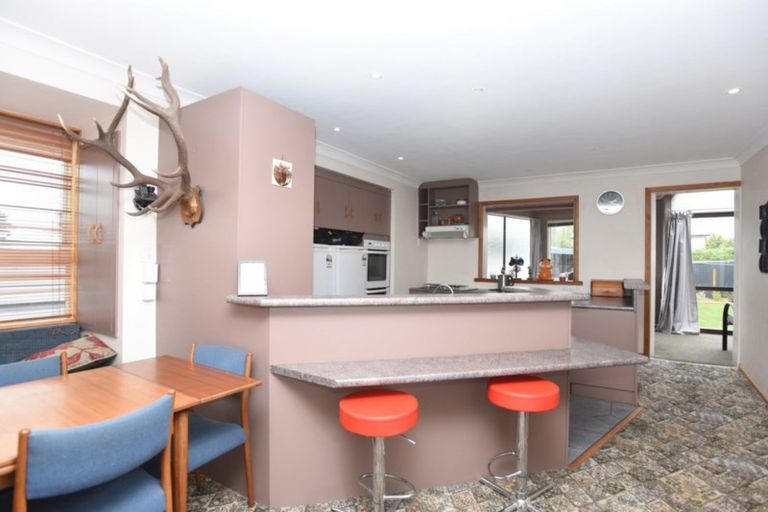 Photo of property in 21 Ballantrae Street, Wallacetown, 9816