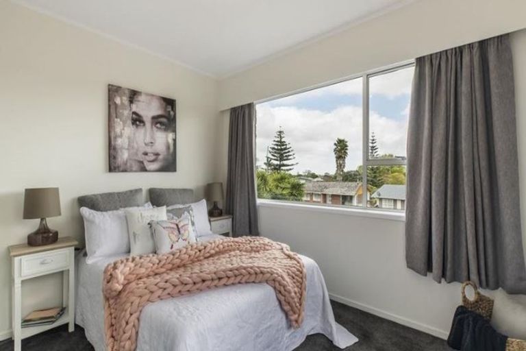 Photo of property in 41 Mack Place, Red Hill, Papakura, 2110