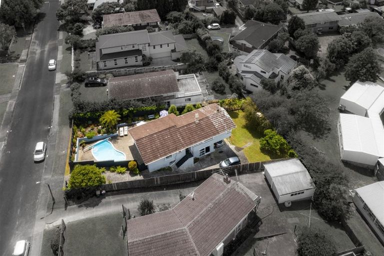 Photo of property in 41 Compton Street, Hillcrest, Auckland, 0627