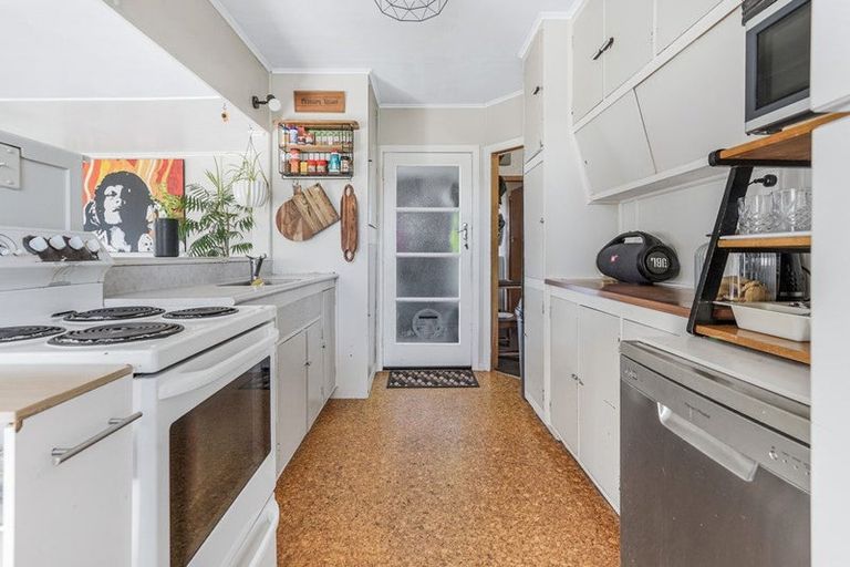 Photo of property in 22 Carrington Avenue, Hillcrest, Hamilton, 3216