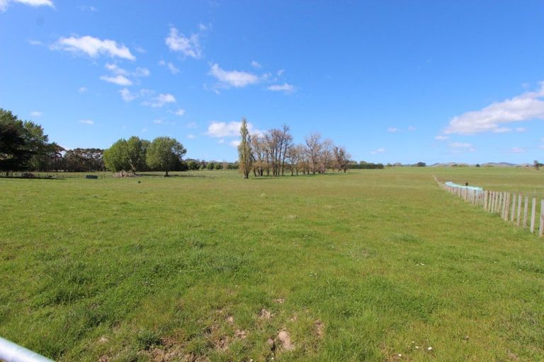 Photo of property in 13 Farm Road, Waipukurau, 4284