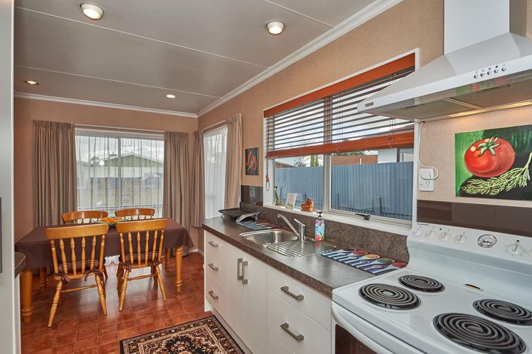 Photo of property in 55 Acacia Street, Kelvin Grove, Palmerston North, 4414