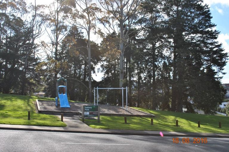 Photo of property in 23 Gallony Avenue, Massey, Auckland, 0614