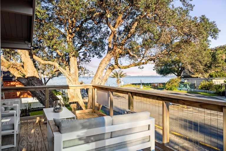 Photo of property in 54 Waiwera Road, Waiwera, Orewa, 0994