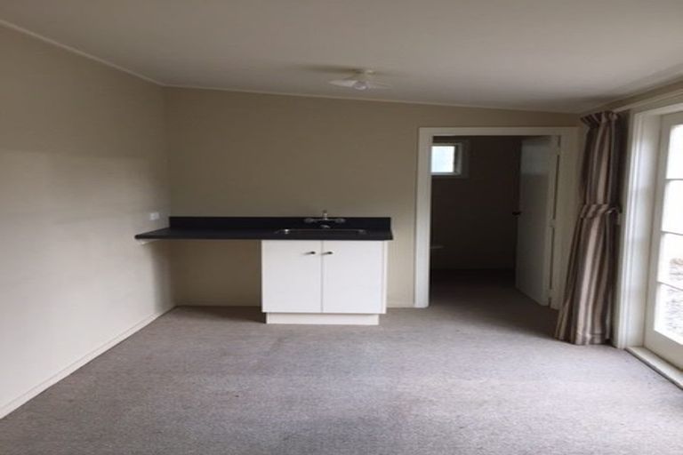 Photo of property in 243 Highgate, Roslyn, Dunedin, 9010