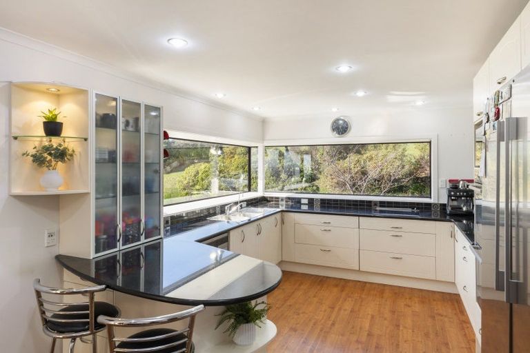 Photo of property in 227 Cannon Hill Crescent, Mount Pleasant, Christchurch, 8081