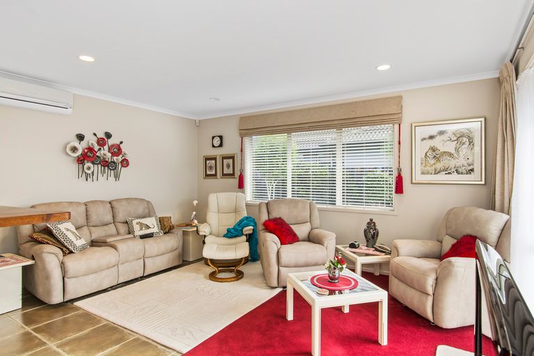 Photo of property in 12 Montrose Place, Pyes Pa, Tauranga, 3112